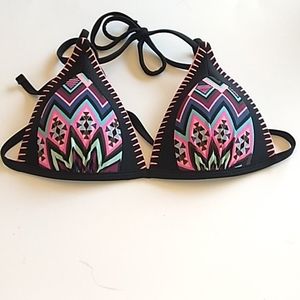NWOT rue bleu by the 21  strap bikini top.